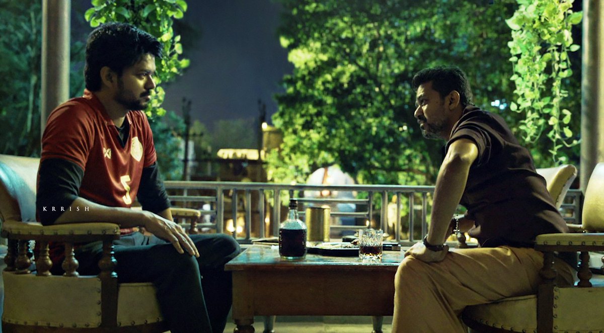 rangeshvj13's tweet photo. #Bigil #Michael05 #BigilDiwali
#Verithanam #Rayappan #Vijay
#Thalapathy #bigil100days
❤Bigil🔥100Days🤩🤩🤩 https://t.co/Vczx5wgu1L