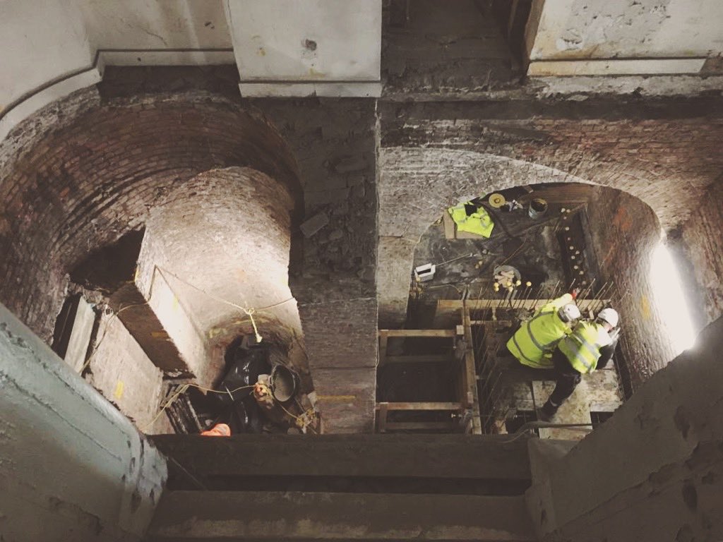 Lift shaft going in at Robert Street!
.
#milkstructures with <a href="/GPF_Lewis/">GPF Lewis</a> <a href="/emtecnicaLLP/">E+M Tecnica LLP</a> &amp; <a href="/Purcelluk/">Purcell</a>
.
.
#milkstructuresrobertst #lookdown #structuralengineering #sitevisit