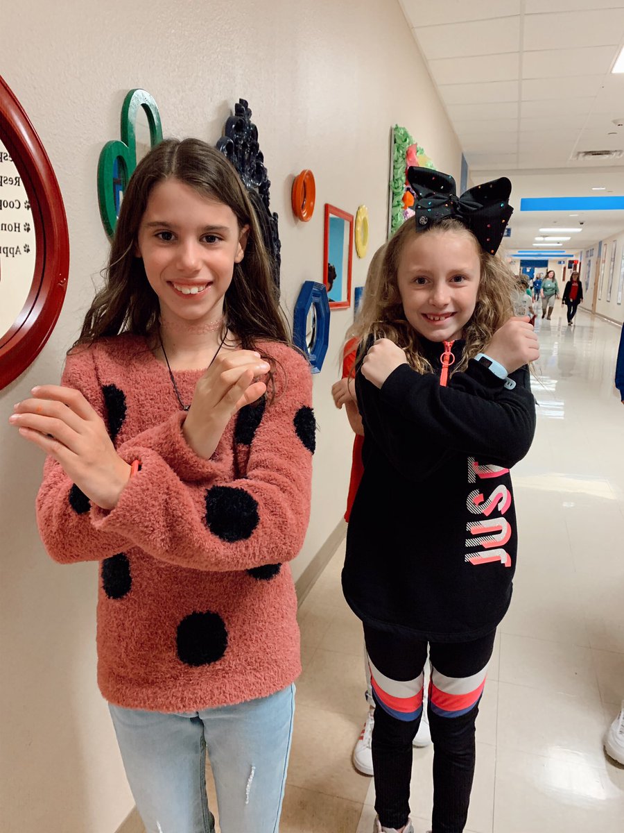 These best friends are in <a href="/BeckReveur/">Beck Reveur</a> and <a href="/AmistadBeck/">Beck Amistad</a>. They show their house pride AND how to be #BeckTrueBlue by walking down the hall like this. It was the perfect way to remind my Ss what their house crests/hand symbols represent! <a href="/BeckElem/">Samuel Beck Elementary</a> #truebluesuperbowl