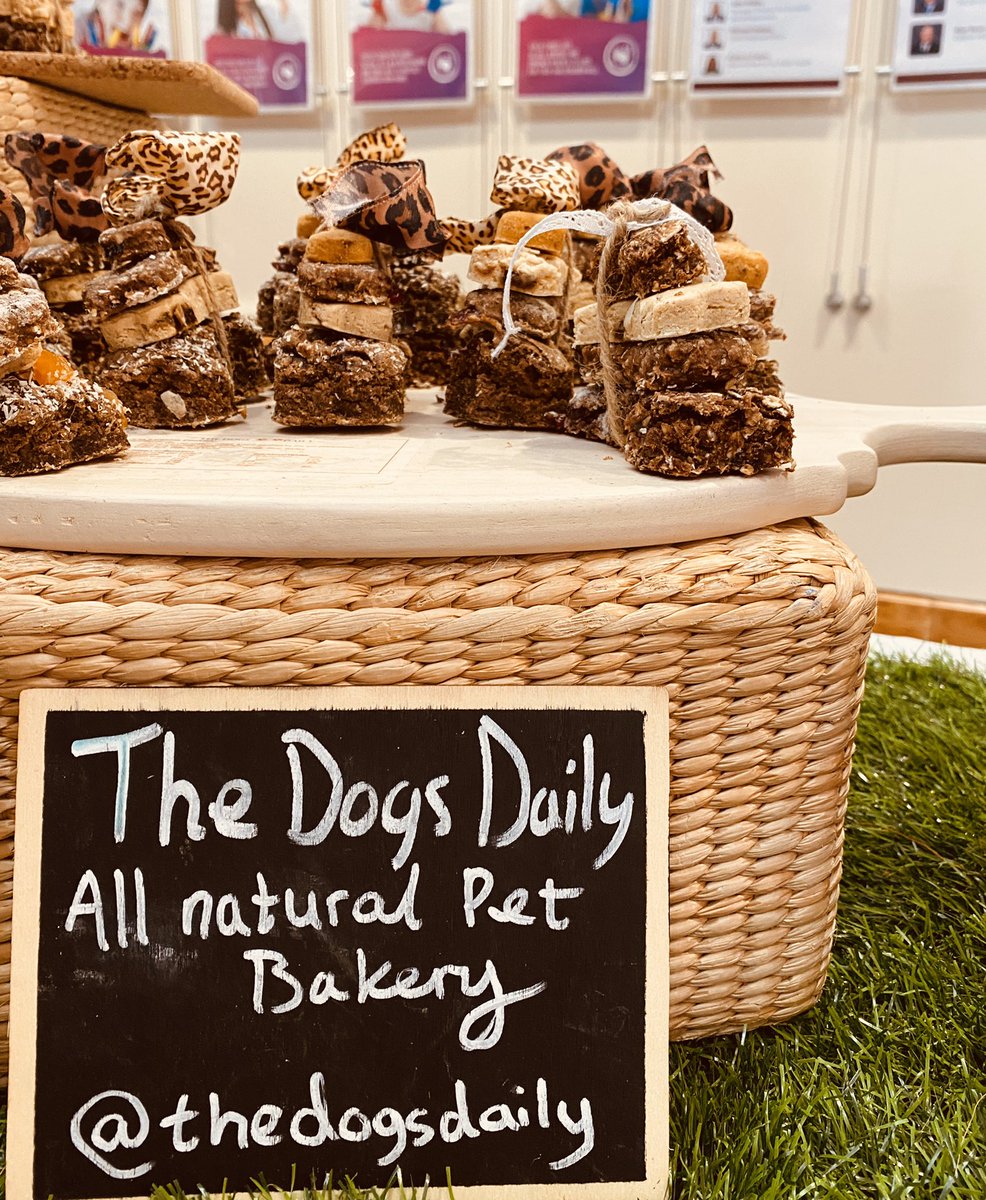 TheDogsDailyLtd's tweet photo. We are in #Droitwich on 1st February #wocestershirefarmersmarket for all your #plantbased #dogtreats https://t.co/WVDwH7d0UQ