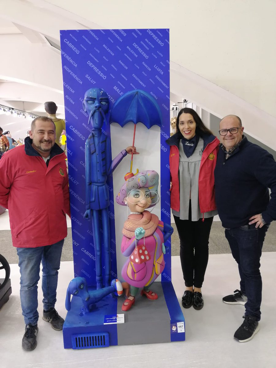 FLuisLamarca's tweet photo. @tamanyicolor aposta per esta peça eixida del seu Taller amb disseny de Juan Ramon Vazquez a la Secció 3C amb el lema "Comunicando, comunicando"
Què penseu que ens comunica?
50 in LL♥Ve
#ComunicandoComunicando #VullFalla #ExpoNinot20 #somLLV #Falles2020 #50tenariLLV https://t.co/s33nZNF6gy