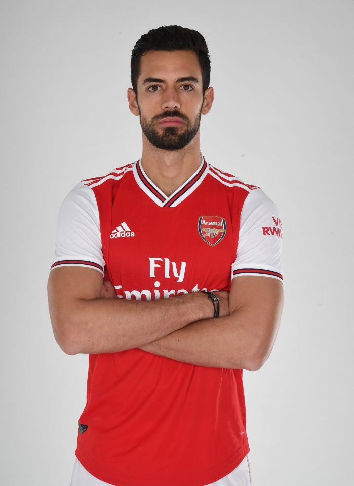 TheBaldGooner's tweet photo. Brothers maybe? https://t.co/Hj6hrNv7ZQ