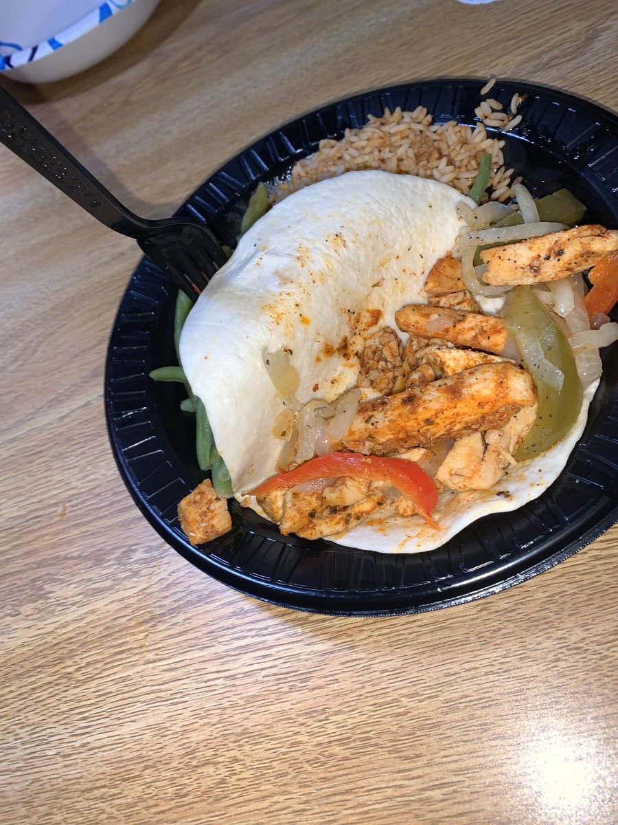 port_review's tweet photo. Beautiful selection today, way to get it done team, may not be taco Tuesday!!! But it is Fajita Wednesday #TacoTuesdaywya#Lebron#Toiletsquirtslater https://t.co/kOEayVSOAM
