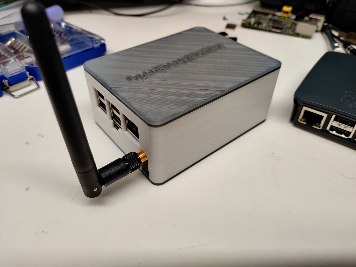 Zxcxz_xyz's tweet photo. Reeeally pleased with this π (aside from the print being in draft mode...) #emonpi #renewables #opensource @Openenergymon @glynhudson https://t.co/C3DJBXYyGC