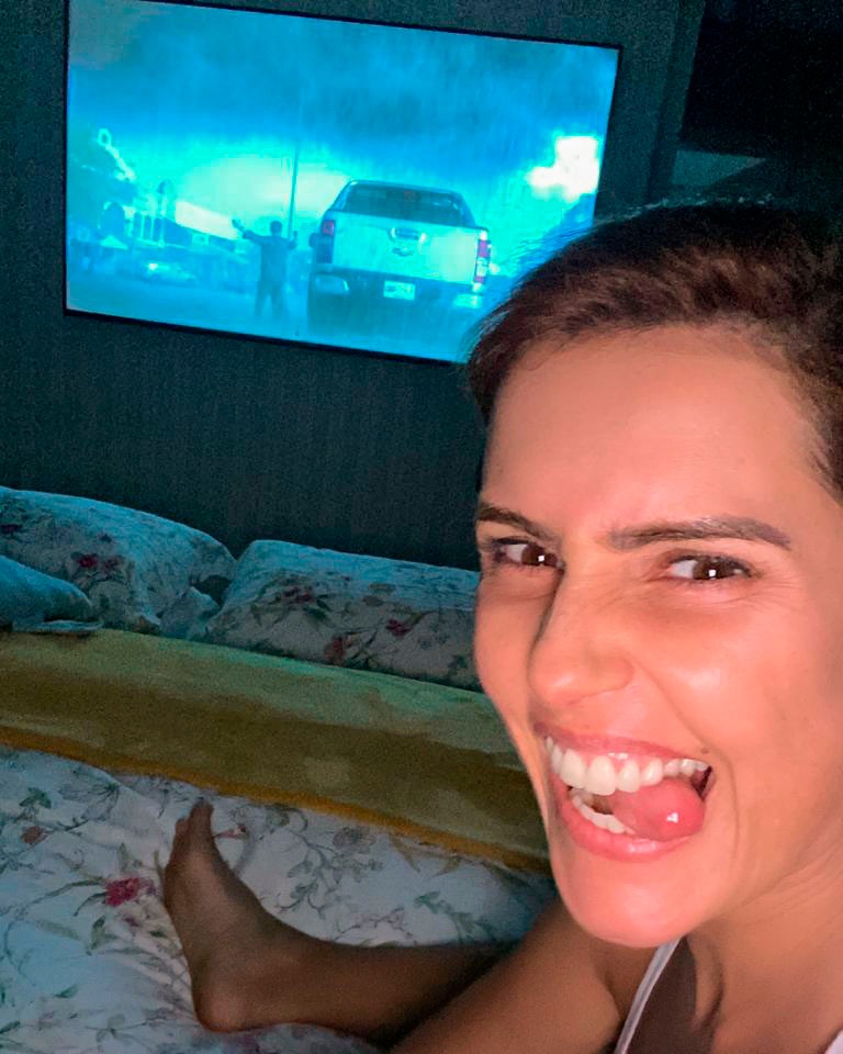 dedesecco's tweet photo. Pronta pra ver a novela! #SalveSeQuemPuder https://t.co/vl6BS8Fz4b
