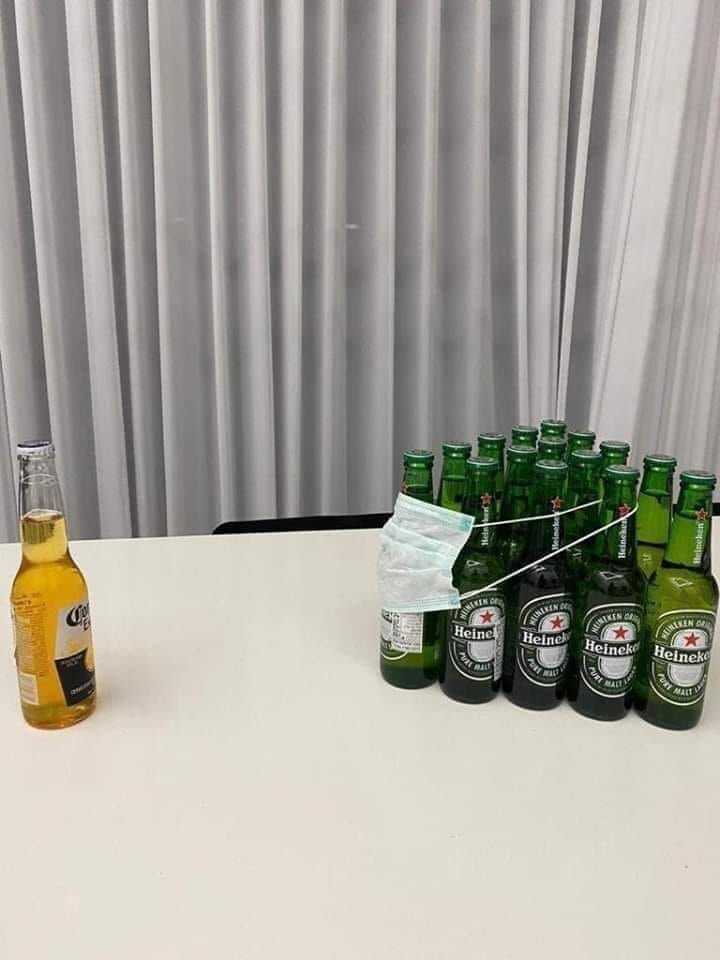 BriceFournier's tweet photo. Un peu de rire avant de mourir 🤧 https://t.co/kWCtXSEn4U
