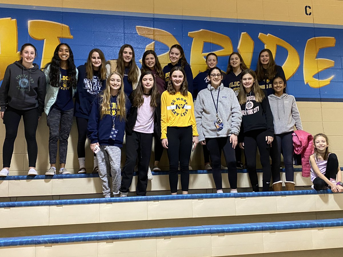 Crone 7th grade b-ball team had a great time last night watching the Wildcats give it their all. @CroneSchool @NVHS_GirlsBball @Brad_Crackel #futurecats