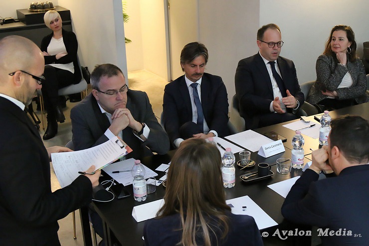 Acronis_Italia's tweet photo. Anche Mauro Papini, di Acronis alla tavola rotonda di #ChannelTech Tra reseller e system integrator è il #cloud a fare da spartiacque https://t.co/YGvLme4h09 #Acronis https://t.co/Swc8orFioA