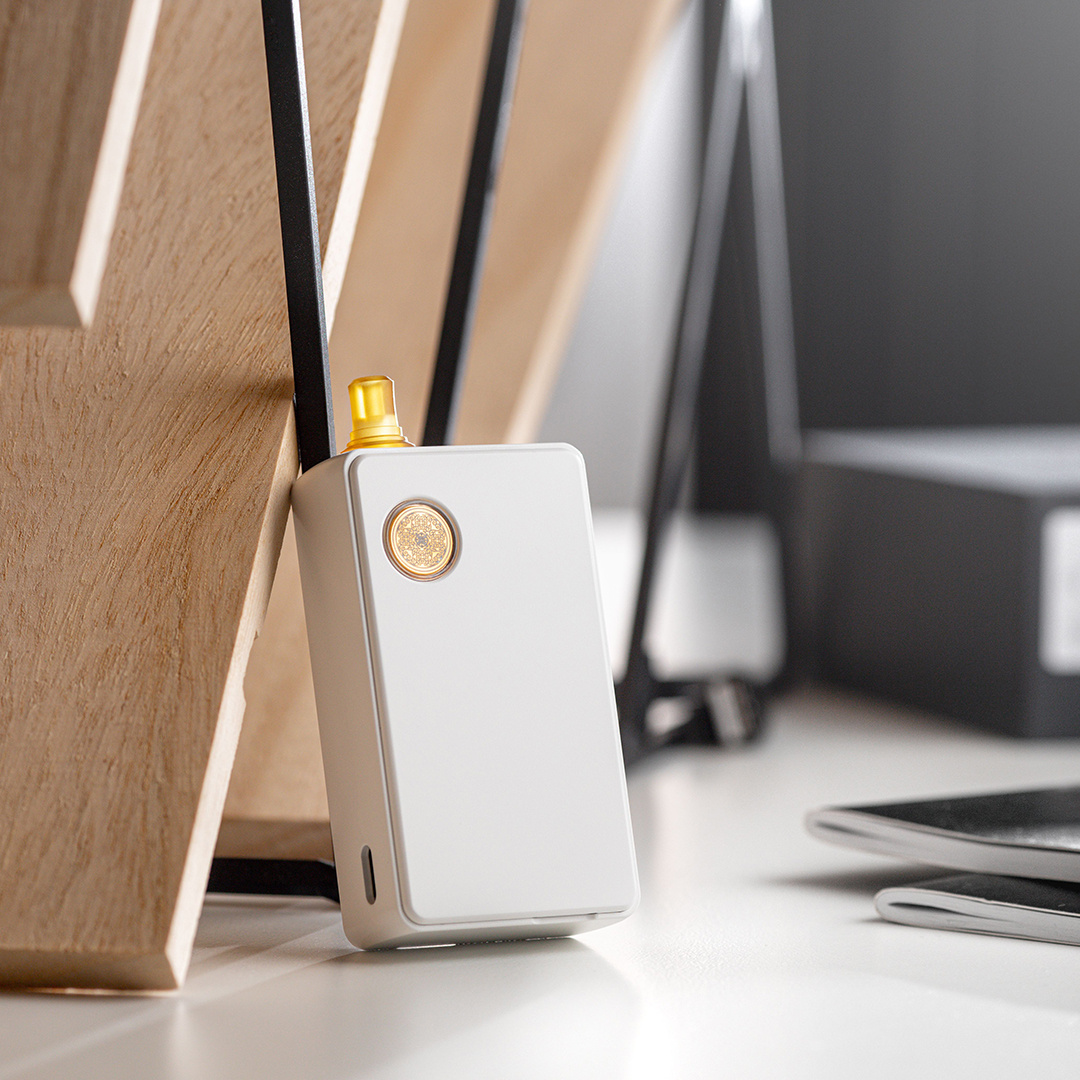 dotmod's tweet photo. A blank canvas for endless customizations!🤩
💥Coming Soon💥
🌐: https://t.co/prTvoTQIM3
📸: bokehiq
#vape #dotmod #vapor #dotAIO #White #instaphoto #vapeon #vapelyfe #vapegram #customize #vapeporn #vapelife #comingsoon #fanfavorite #getitsoon #wednesday #wednesdaywisdom https://t.co/AG072eB2Cc