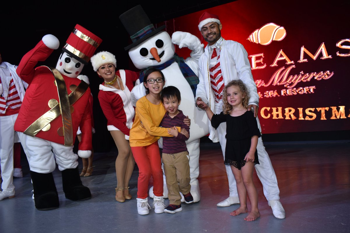 Check out how we celebrated #Christmas 2019 at Dreams Playa Mujeres Golf &amp; Spa Resort! 🎄
#DreamsPlayaMujeres #Christmas2019 #PlayaMujeres
bit.ly/38SJ7iO