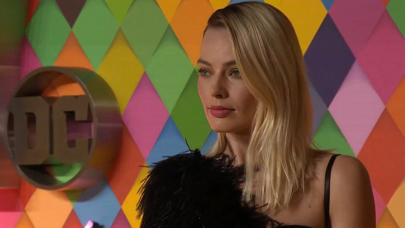 EPeE-k_X0AAo_00?format=jpg&name=large