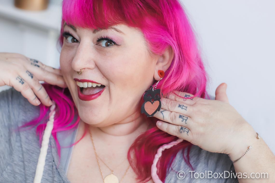 ToolboxDivas's tweet photo. New post (#Valentines_Day BFF #Earrings Made with Your ##Cricut) has been published on ToolBox Divas - https://t.co/EZdins3O26 #Craft_Project #Cricut_EasyPress_2 #Cricut_Project #Valentines_Day #Crafts https://t.co/f3MwVPqA0J