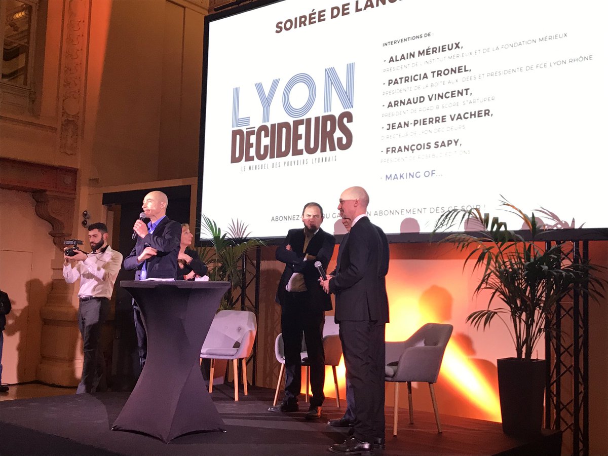 MTionnais's tweet photo. Naissance de #LyonDecideurs lancés par @JpVacher et @fsapy. Merci à eux d’oser et d’élargir la voix des médias au service de l’économie locale et régionale. Meilleurs vœux de succès https://t.co/PqZVbs8TRX