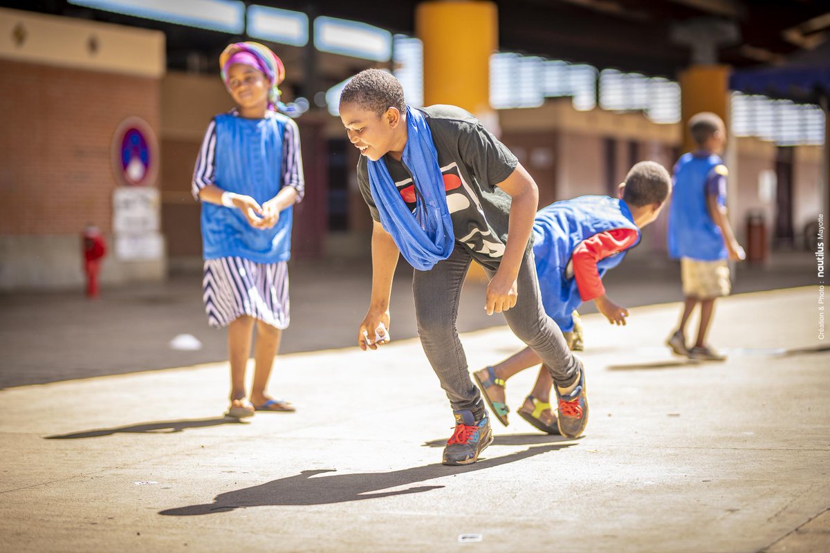 pl4y's tweet photo. #Playlab #soccin #impact PLAY International lance un programme de recherche-action. Comme l’ @AFD_France et le @ANCTerritoires, soutenez l’innovation sociale par le sport. Communiqué 👉 https://t.co/FhQeWipTwg https://t.co/Zuzo4pQKtK