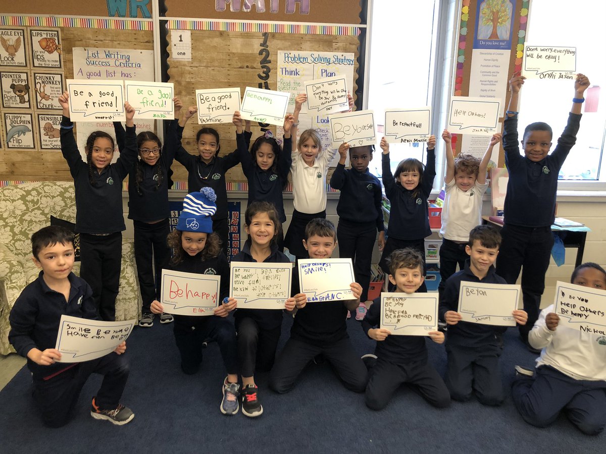 MrsDemeter_QH's tweet photo. Today is #BellLetsTalk Day! We talked about ways we can have a healthy brain by saying kind words to ourselves and to others! @QHMilton https://t.co/InKk3uYfES