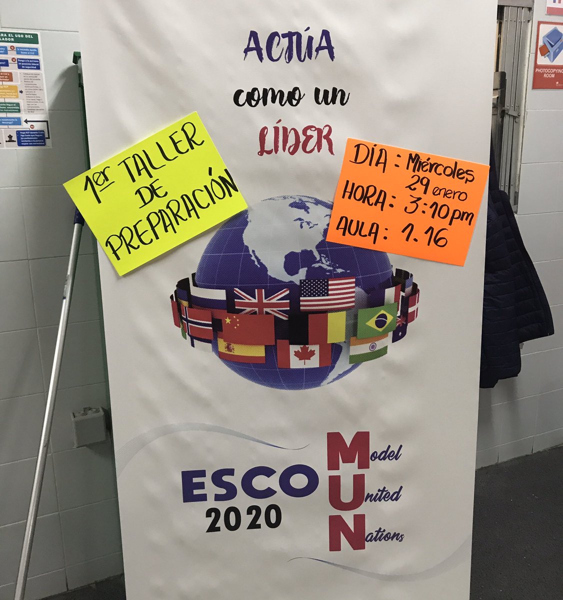 GuadarramaIes's tweet photo. Comenzamos la preparación para #EscoMUN con muchas ganas!!!
@aytoescorial @aytosanlorenzo https://t.co/BVjunkflUx