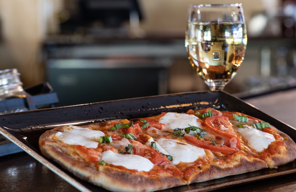 hiltonphoenix_'s tweet photo. Join us tonight at Rico’s American Grill from 5pm-8pm for Wine Down Wednesday. Enjoy live acoustic music and a flatbread and glass of wine special for $16. https://t.co/32tJaGKKhX