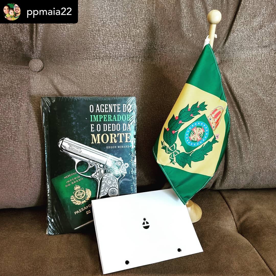 Von Regium on X: Qual das duas é a bandeira do Império?