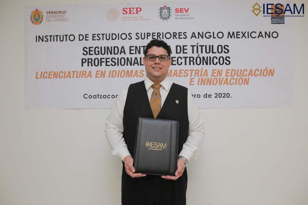 IESAMmx's tweet image. Muy orgullosos de nuestros profesionistas titulados en la Licenciatura en Idiomas. ¡Felicidades queridos egresados!

#IESAM #Idiomas #LicenciaturaEnIdiomas #InstitutoDeEstudiosSuperioresAngloMexicano #Coatzacoalcos #Titulación