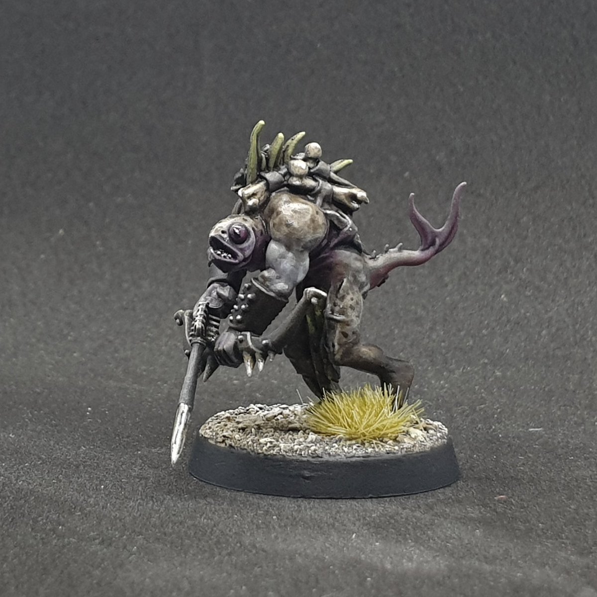 DeathcatCXLVII's tweet photo. @Two_Thin_Coats I've been working on some Ungor for my friends force.... #warmongers #beastsofchaos #ageofsigmar https://t.co/tEbodqKUeH