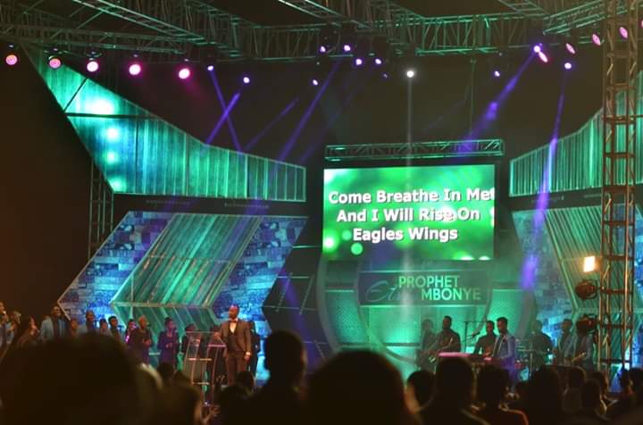 Code_0556's tweet photo. #TuesdayHighlights
#ProphetElvisMbonye
Zoe Fellowship! The Hope of this Nation! We are blessed to host the surpreme annointing every Tuesday! Such a privilege we thank Heaven for, and shall not tire. https://t.co/Yk9i0PvATl