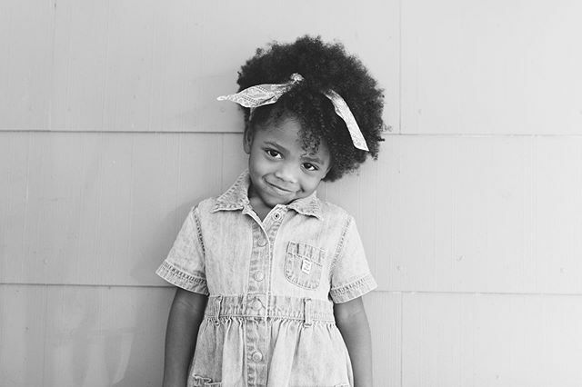 bailsbatten's tweet photo. Happy Wednesday y’all! Today I’m cleaning out my closet. I’ve been putting it off for so so long but today is the day!  It’s going to feel so good went it’s done. #baileybattenphotography #ncphotographer https://t.co/Rj9mz6iGZO