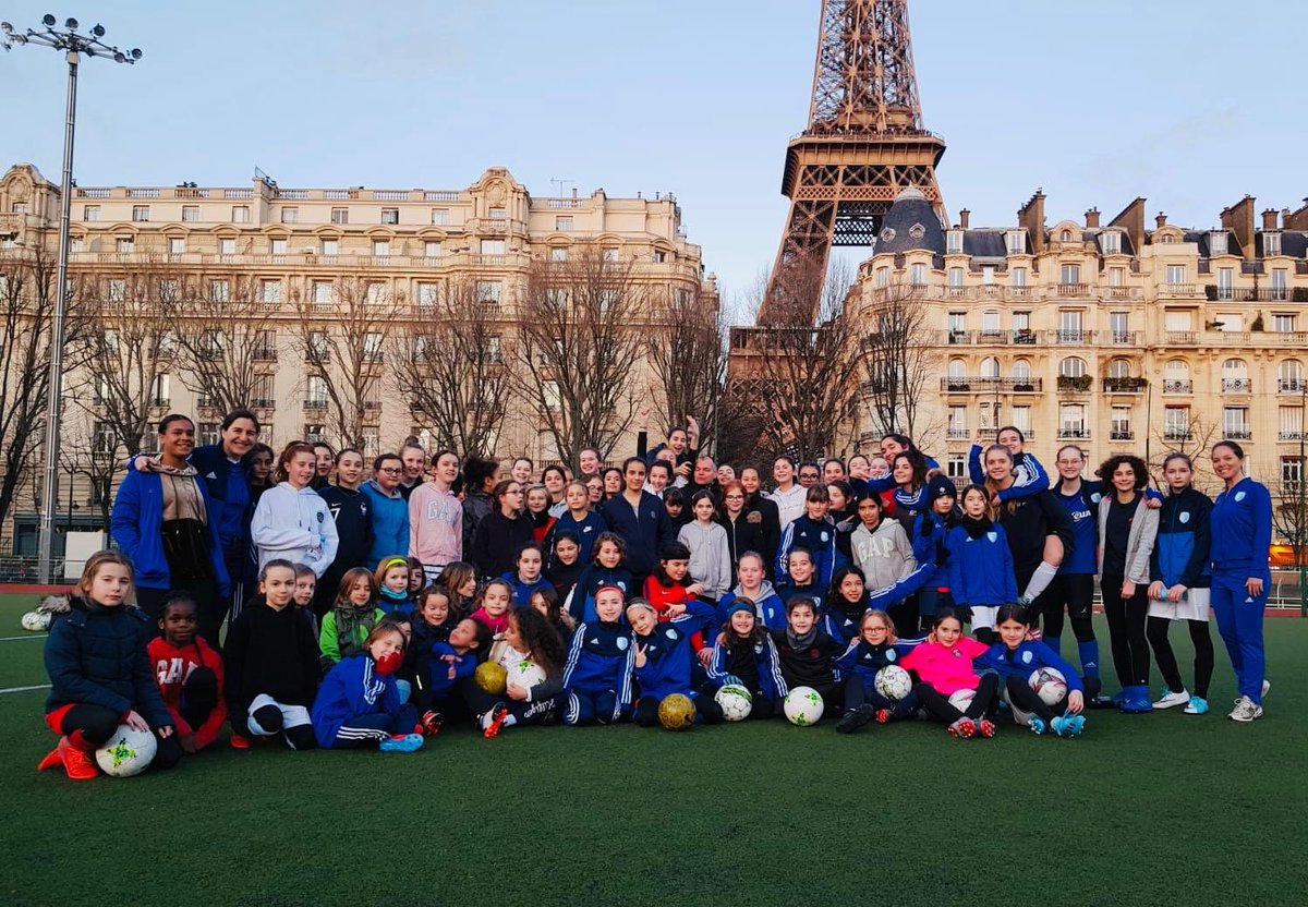 ES Petits Anges Paris tweet media