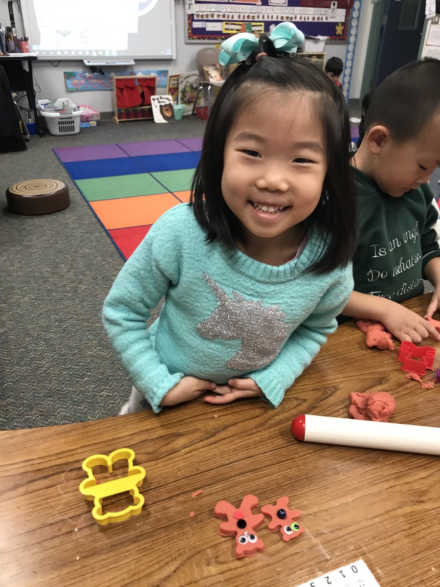 pre_jhe's tweet photo. Worksheetless Wednesday! #HayesHawks #JhePre-k https://t.co/I9FCgDaqdc