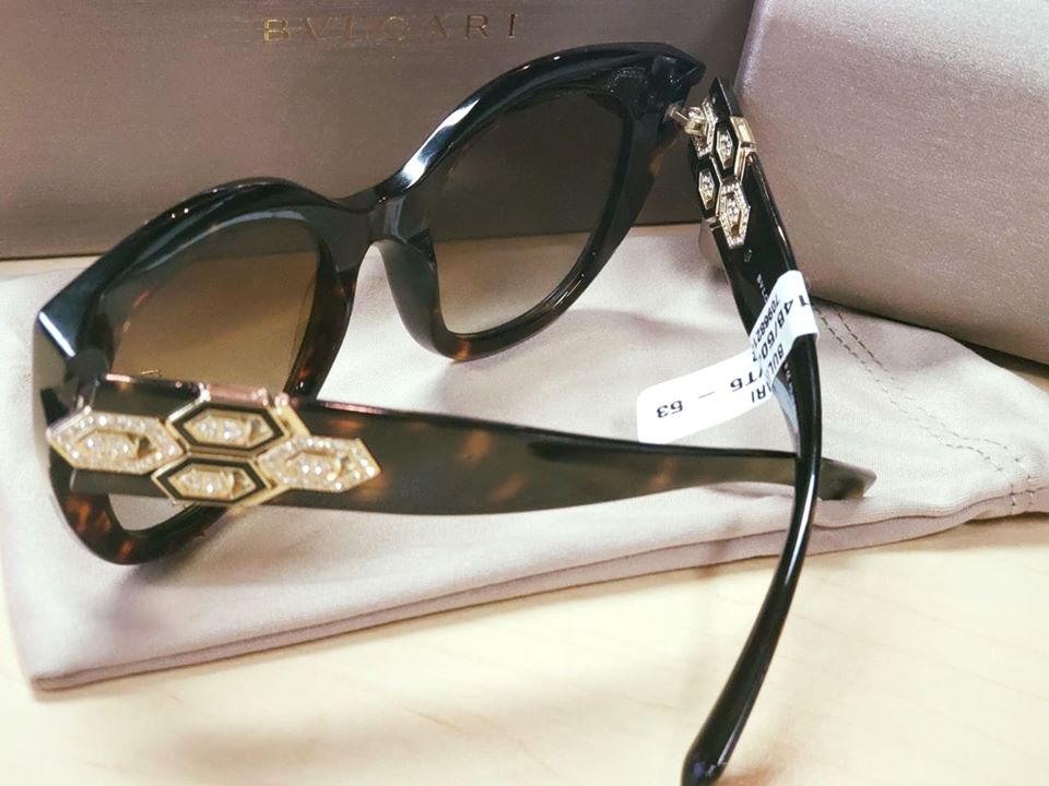 StPatrickSA1's tweet photo. Las gafas de sol estilo 'ojos de gato', las más atrevidas de este verano 🏖

BVLGARI BV8214B 504/T5

StPatrick Zofri
Módulo: 7150 séptima etapa del Mall zofri https://t.co/DEhClXShRZ