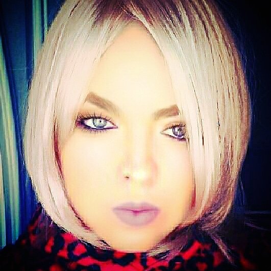 Beetle_Starr's tweet photo. Dose my hair truly define me??

 #hairstylists #newhairwhodis #BEETLESTARRx3 #streamer #whatisbeautiful #lookwhatyoumademedo #redhead #beautiful #WednesdayWisdom https://t.co/aB4GCJWhMB