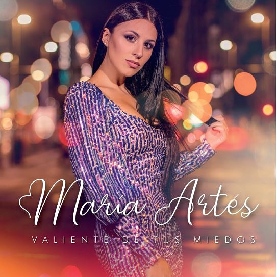 MeleAroche's tweet photo. Portadón del nuevo disco de nuestra @mariaarteslm que llega el próximo 14 de Febrero 😍👏 
#valientedetusmiedos https://t.co/HjDiTVwY70