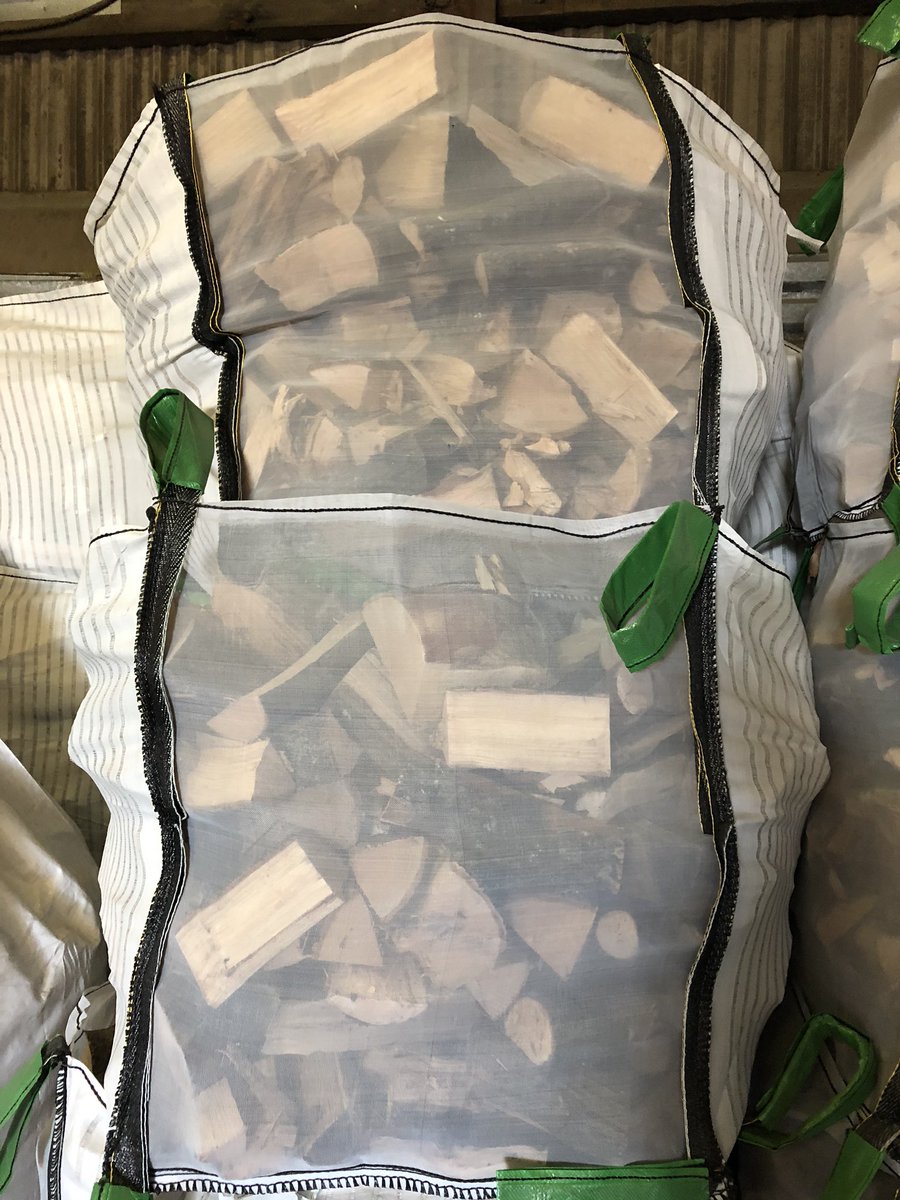 robsfarm67's tweet photo. Plenty of Ash & chestnut bagged ready for delivery. #Logs #firewood #wye #Ashford #chilham #molash #challock #lenham #Brabourne #smeeth delivering 6 days a week in your area message me for an order https://t.co/1niD3XjKid