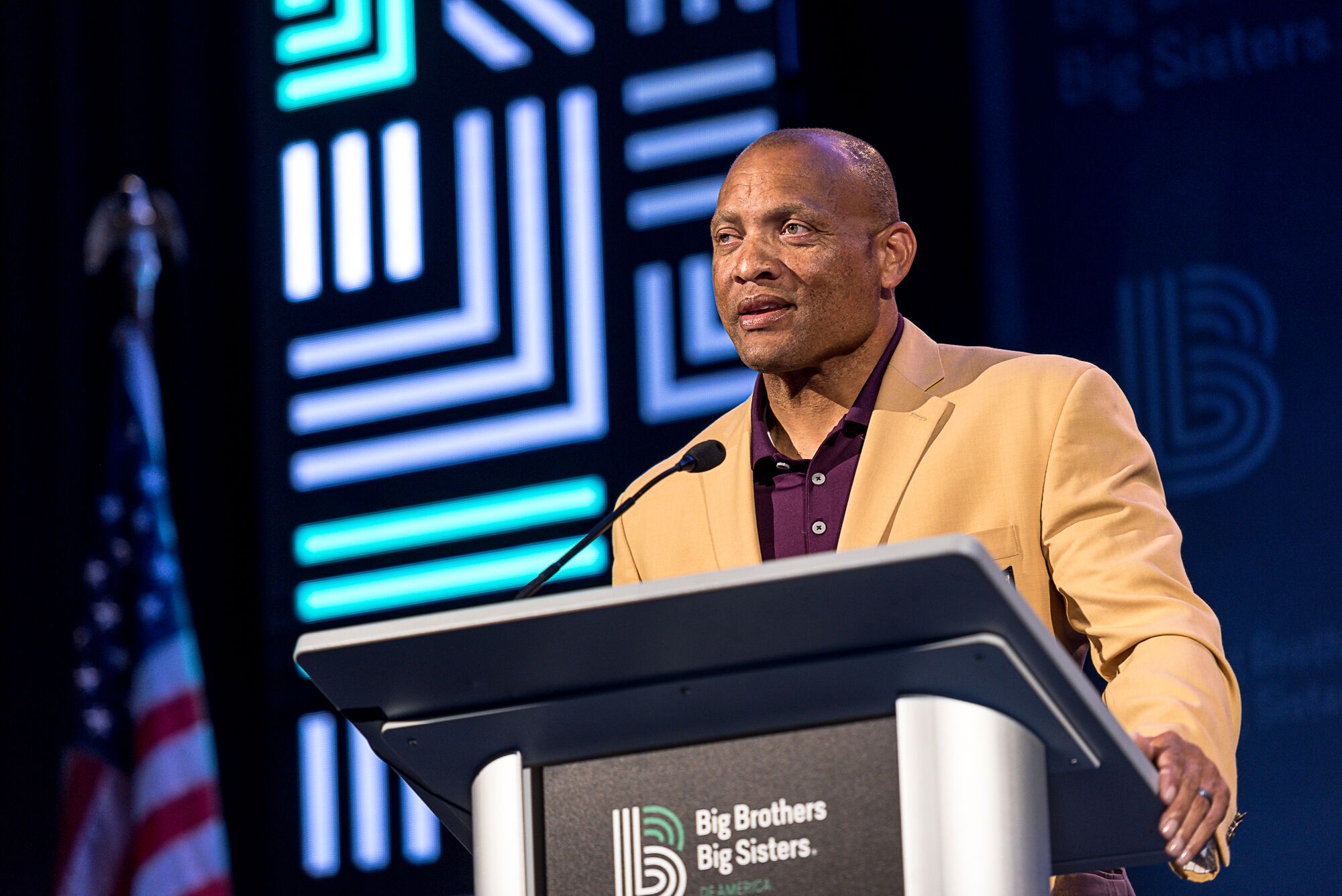Wishing a very happy birthday to our friend and Pro-Football Hall of Fame Inductee, Aeneas Williams! 