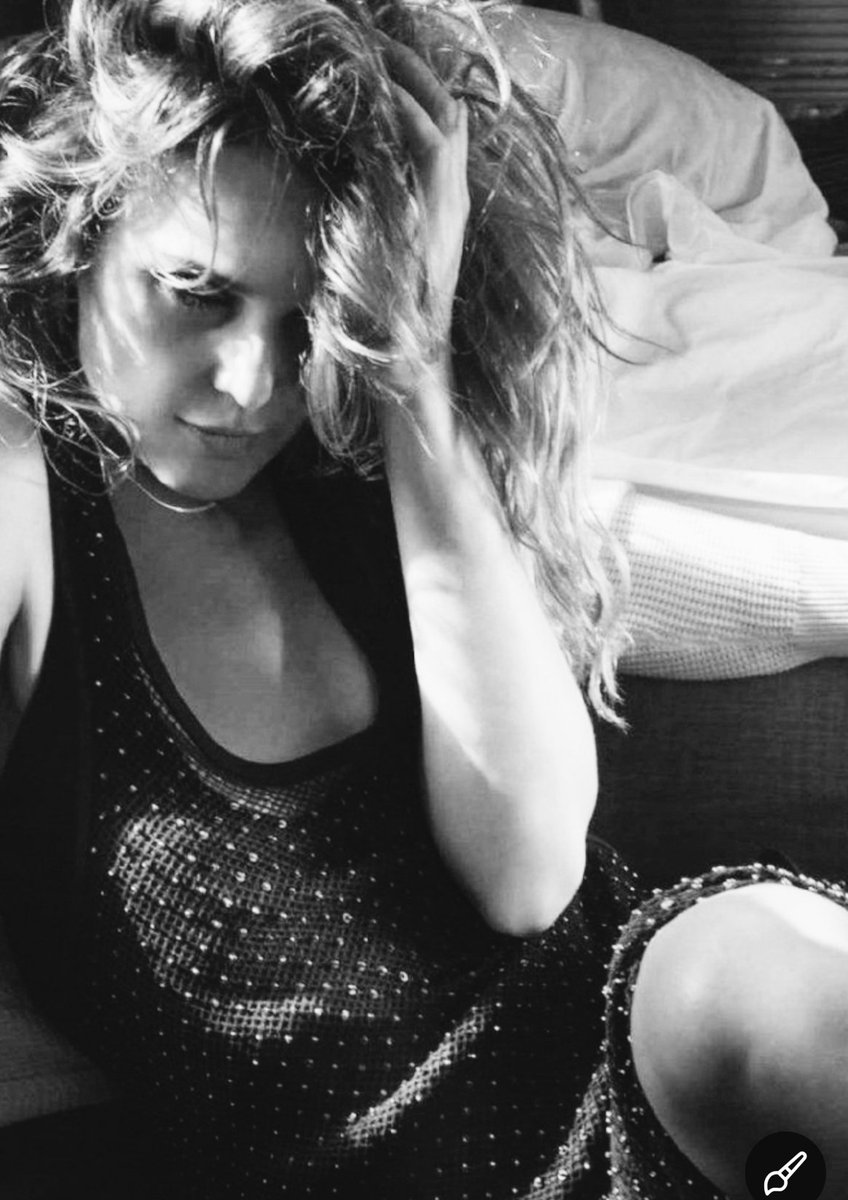 &amp; ᴡʜᴇɴ ʏᴏᴜ ꜱᴛᴀʀᴛ ᴛʜᴇ ꜰᴇᴇʟ ᴛʜᴇ ʀᴜꜱʜ
ᴀ ᴄʀɪᴍꜱᴏɴ ʜᴇᴀᴅᴀᴄʜᴇ, ᴀᴄʜɪɴɢ ʙʟᴜꜱʜ
&amp; ʏᴏᴜ ꜱᴜʀʀᴇɴᴅᴇʀ ᴛᴏ ᴛʜᴇ ᴛᴏᴜᴄʜ
ʏᴏᴜ'ʟʟ ᴋɴᴏᴡ