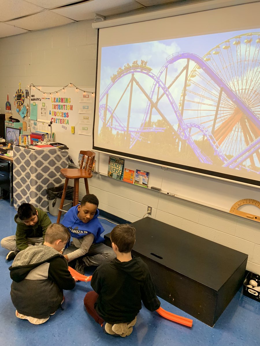 MMaralescu's tweet photo. Students discovered how rollercoasters work. #huskyexcellence @SmyrnaPrimary  @feliciajames04 @MrsAngelineHale @RCS_STEM https://t.co/2vpGAavyZ4