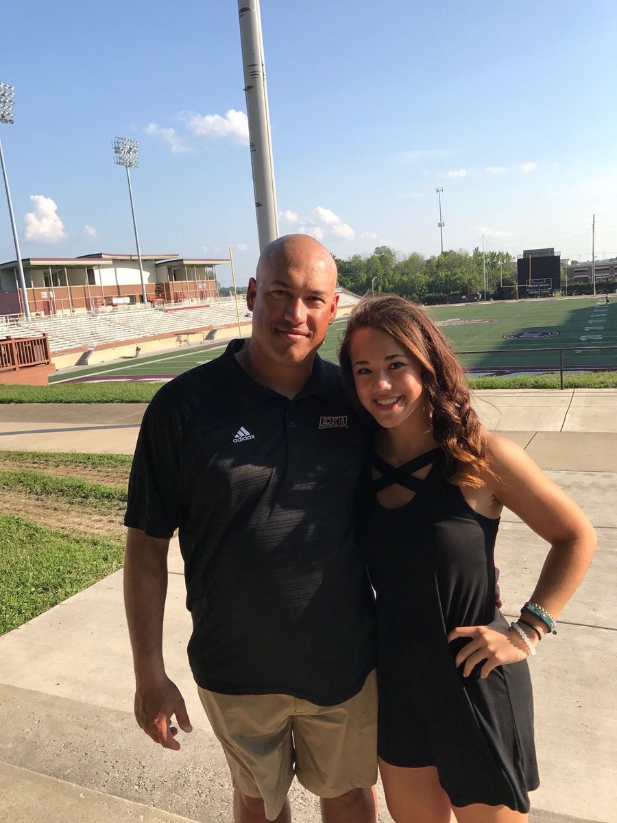 CoachShanMo's tweet photo. Love you ⁦@miya_morrison⁩ #GirlDads 🙏 https://t.co/tnFQ5HKD6E