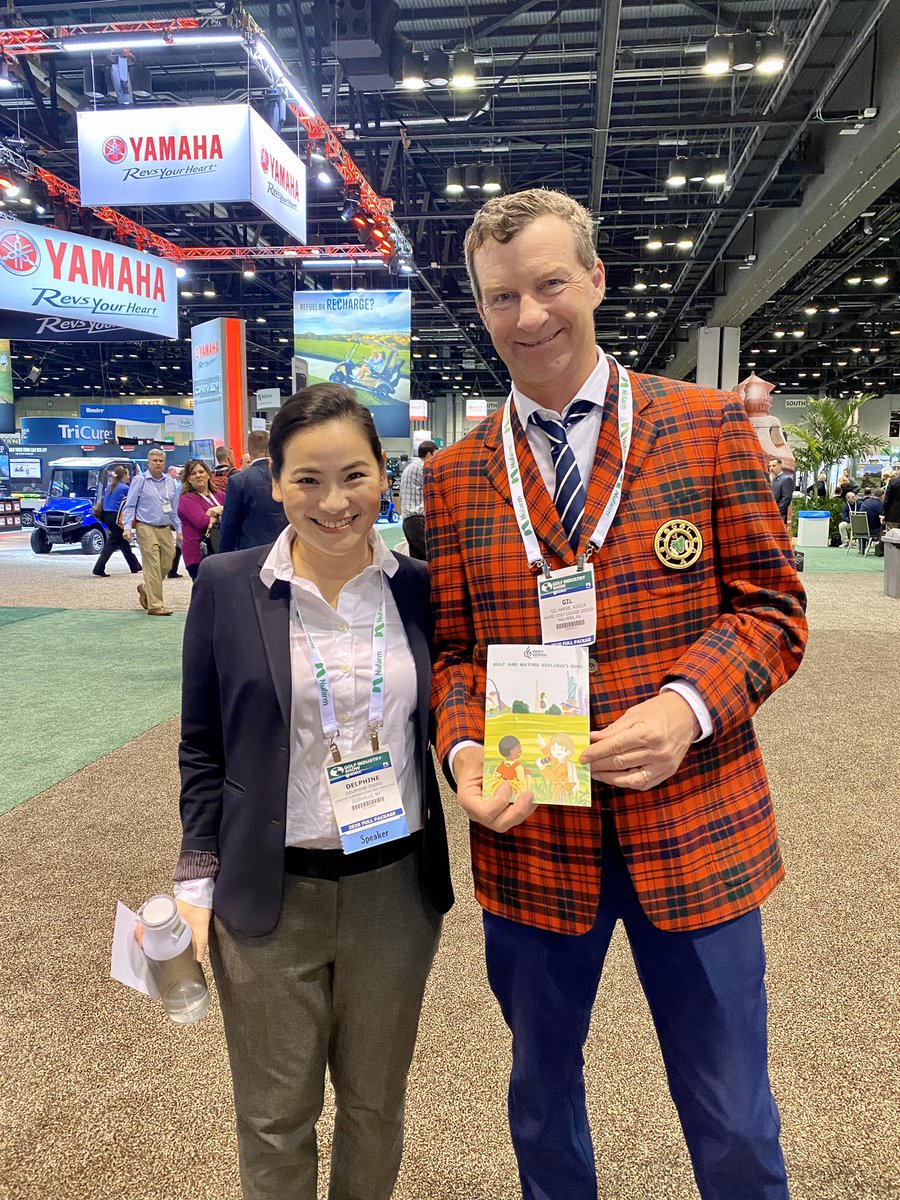 Oh my goodness my gracious. Thank you, Mr Hanse, for loving our @LandseerCC @TheFirstGreen book, and encouraging us to keep going! What an absolute honour! @GCSAA #GIS2020 @GCSAA_GIS My heart. ❤️