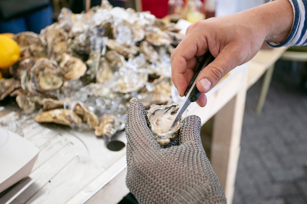 SeafoodScotland's tweet photo. A2: The @StranraerOyster festival is one of our Project Officer Judith’s favourites, celebrating succulent Scottish #Oysters and hosting the Scottish Oyster Shucking Championships each year! #ScotlandHour #YCW2020 #LoveScottishSeafood #ShuckOff @ScotlandHour https://t.co/KHZUD4PEDq