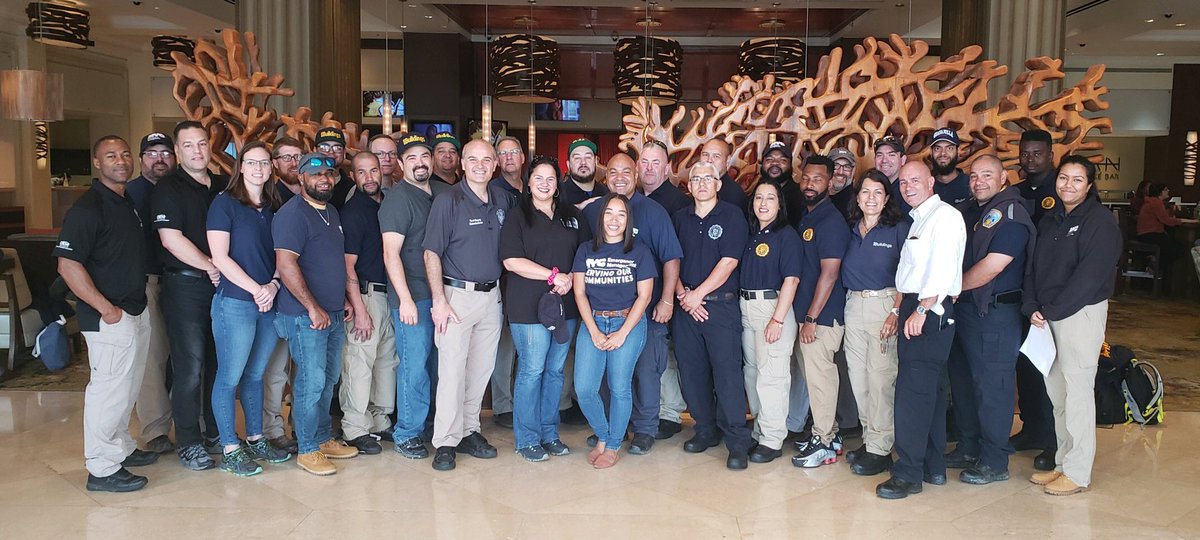NYC personnel that deployed to Puerto Rico stand together for photo.