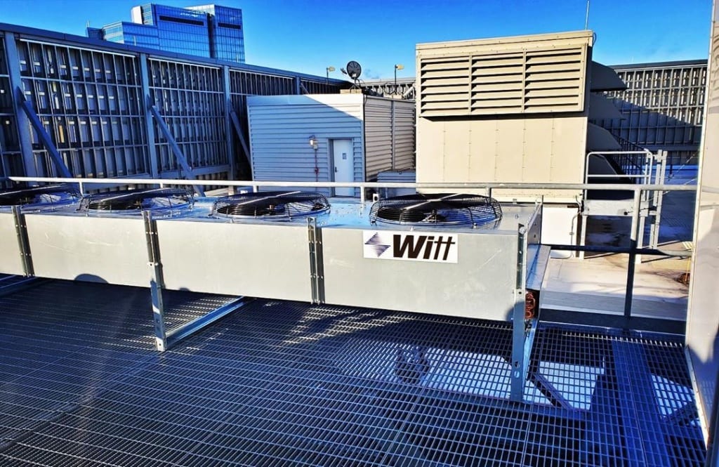 IMECworld's tweet photo. Just commissioned! New 100 TON free cooling system for a leading biotechnology company’s process cooling in Cambridge, MA. System is computer controlled to operate whenever the outside temperature permits free cooling, maximizing energy savings.… https://t.co/WzH0TGubh7 https://t.co/P5w7kQaXhE
