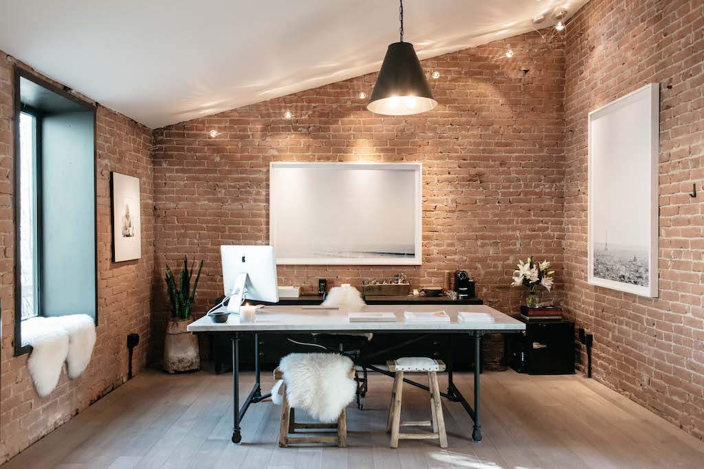 We've long been huge fans of photographer Kate Holstein's work, and LOVE the way her romantic prints look #customframed in Simply Framed Black Label. Click for more, and a tour of her Powder House studio: bit.ly/38DCvVf