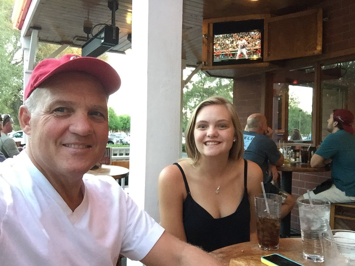TimH57's tweet photo. #GirlDads #girlsdad https://t.co/lBy3znOSXs