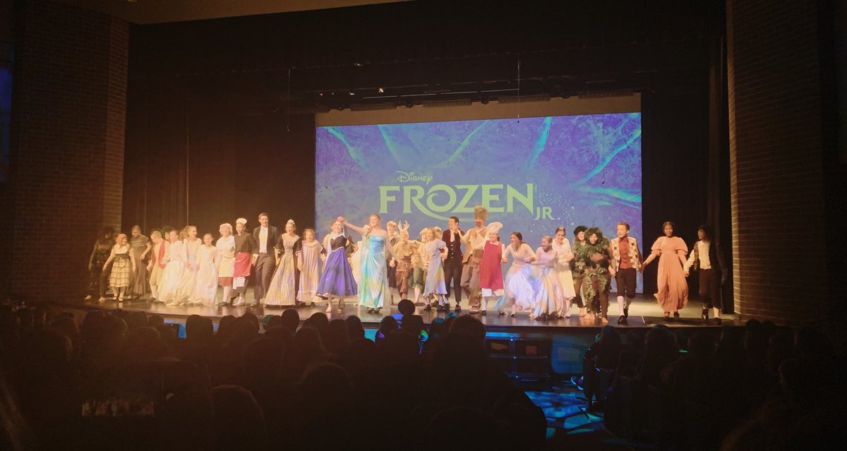 jmccormick74's tweet photo. @officialSPS @WilsonsCreekInt Wilson’s Creek students enjoyed being invited to attend Frozen Jr. Wonderful job by @CherokeeSPS &amp; @KickapooChiefs #ClimateCulture #theatre #musical #performingarts https://t.co/yEvNzQyH01