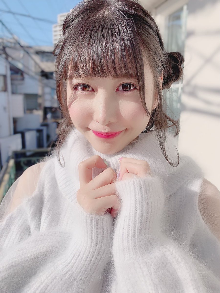mio_sakimoto312's tweet photo. おはきゅんございますU。・.・。U✨
きょうは月に1度の #さきもとみおのひ です…🌸 いっぱい考えてください(´。・v・。`)
#ルーチェTW #IMARIstyle https://t.co/Mn12iycF3a
