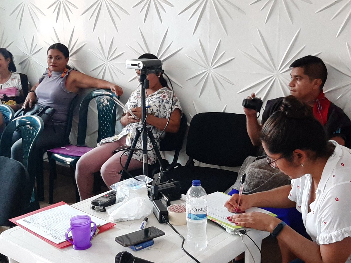 CJAkubadaura's tweet photo. #Colombia
#ProgramaDepartamental #MujeresIndígenasChocó
#MesaIndígenaChocó
Cerramos jornada de hoy, la comunicación para la defensa y protección de los derechos de nuestros pueblos. @ONIC_Colombia @BrujulaCom @ONUMujeresCol @FedeorewaCh @AsociacionOrewa @CSorg72 https://t.co/UazCBOk9tJ