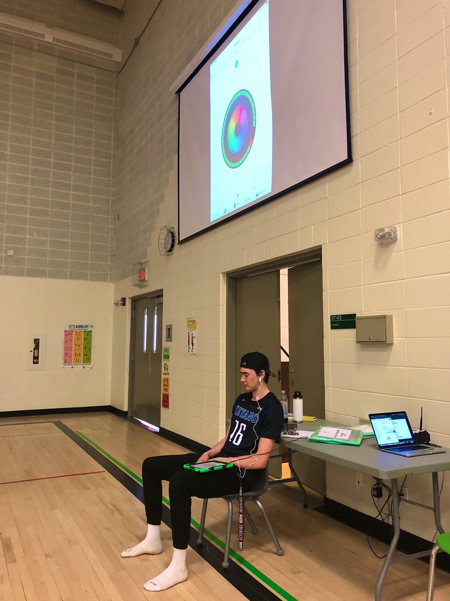 ndumoulin88's tweet photo. Thanks to our brave @keyanohuskies  volunteers Preston and Kylar who showed @WGHillElem students how Heart Math @HeartMathInst can help students keep track of their breathing and heart rate! #BellLetsTalk @FMPSD https://t.co/G9EsbpgH3U