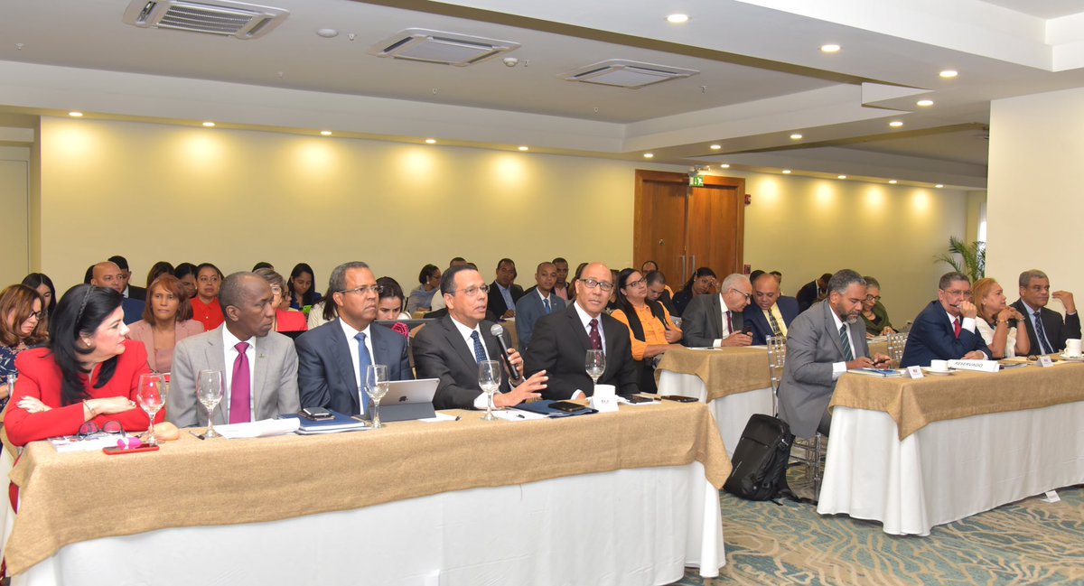 Ministerio Educación RD tweet media