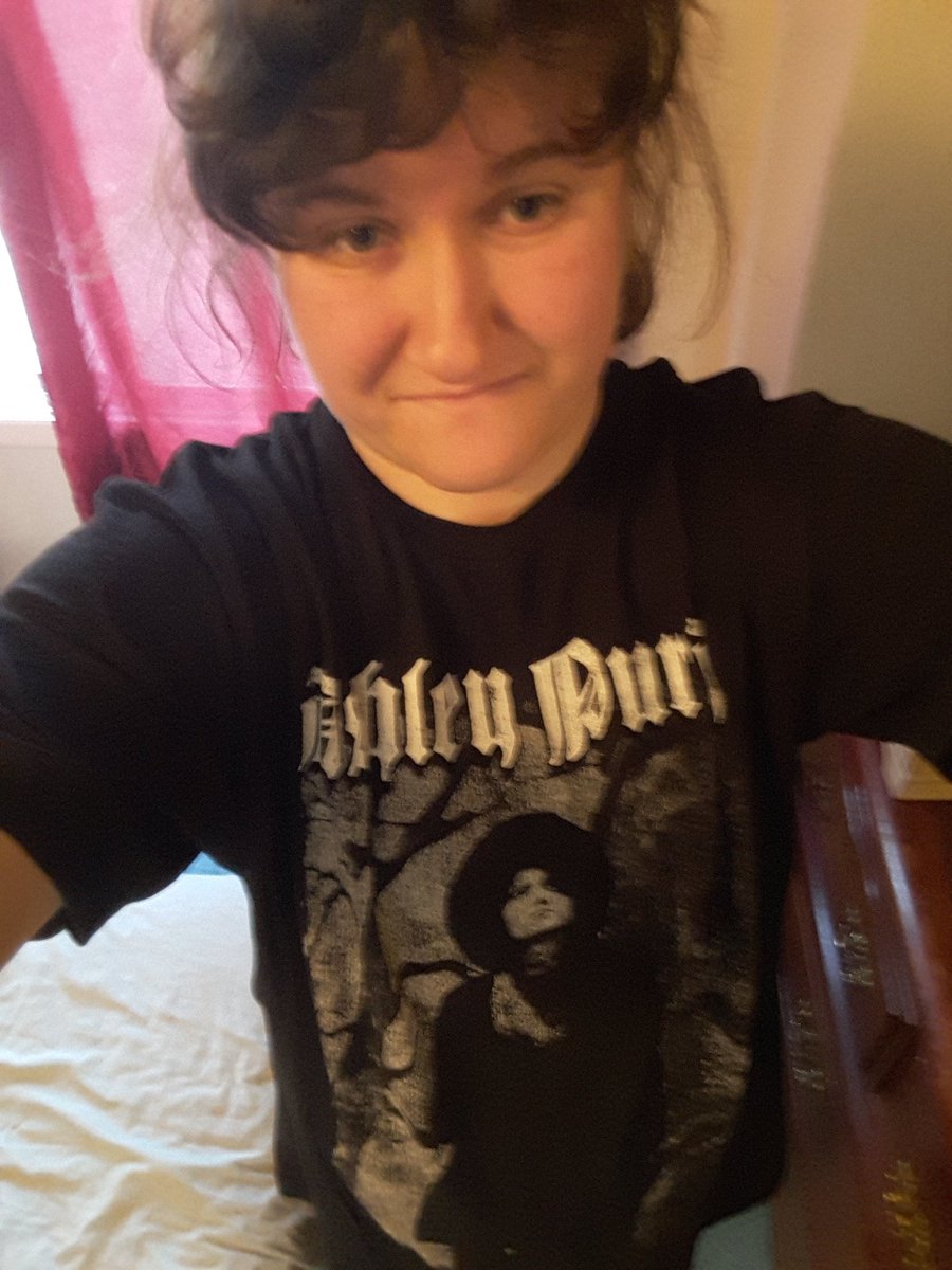 BekkaDogpaw's tweet photo. Thanks @Stephan99534122 for getting me @AshleyPurdy shirt for Christmas. It finally came I love this shirt.

#Ashleypurdy #PurdyPosse
#PurdyPeople #purdycommunity #PurdyFam
#Purdygirl 
#AshleypurdyNowhere 
#Ashleypurdymuisc
#Phoenixpurdyposse 
#newsong https://t.co/LtPNzVzZif