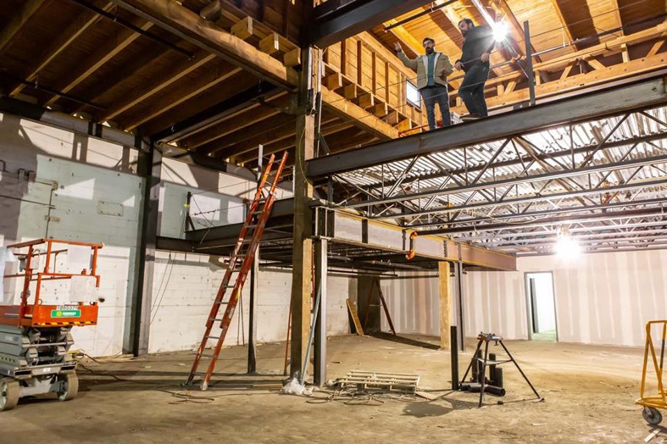 pretsldigital's tweet photo. 🚨Breaking News🚨
.
Dear Minneapolis Foodies,

This is for you.
.
🏡Earl Giles Distillery + Eatery is coming to Minneapolis.
.
↘️1325 Quincy St. N.E Minneapolis.
.
Read more on https://t.co/DKRiLZFVBD
.
#minneapolifoodie #stpaulfoodie #twincitieseats #pretslmsp #yelpmsp https://t.co/uvMPkjC21S
