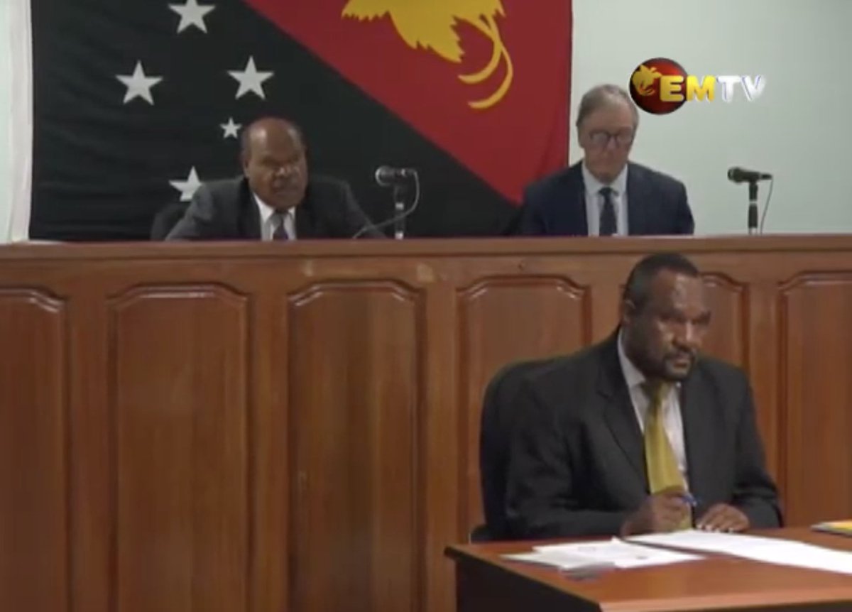 StefArmbruster's tweet photo. UBS US$1.1bn loan scandal inquiry in #PNG wraps up witness summons (incl for PM Marape and 5 fmr PMs), sets dates for hearings. Warns lack of funds could delay 27 July deadline. Next hearing 28 Feb VIDEO: https://t.co/froyiFiHnN via @EMTVOnline @ThecklaSayaGung #mining #OilSearch https://t.co/iK5KhFnaEQ